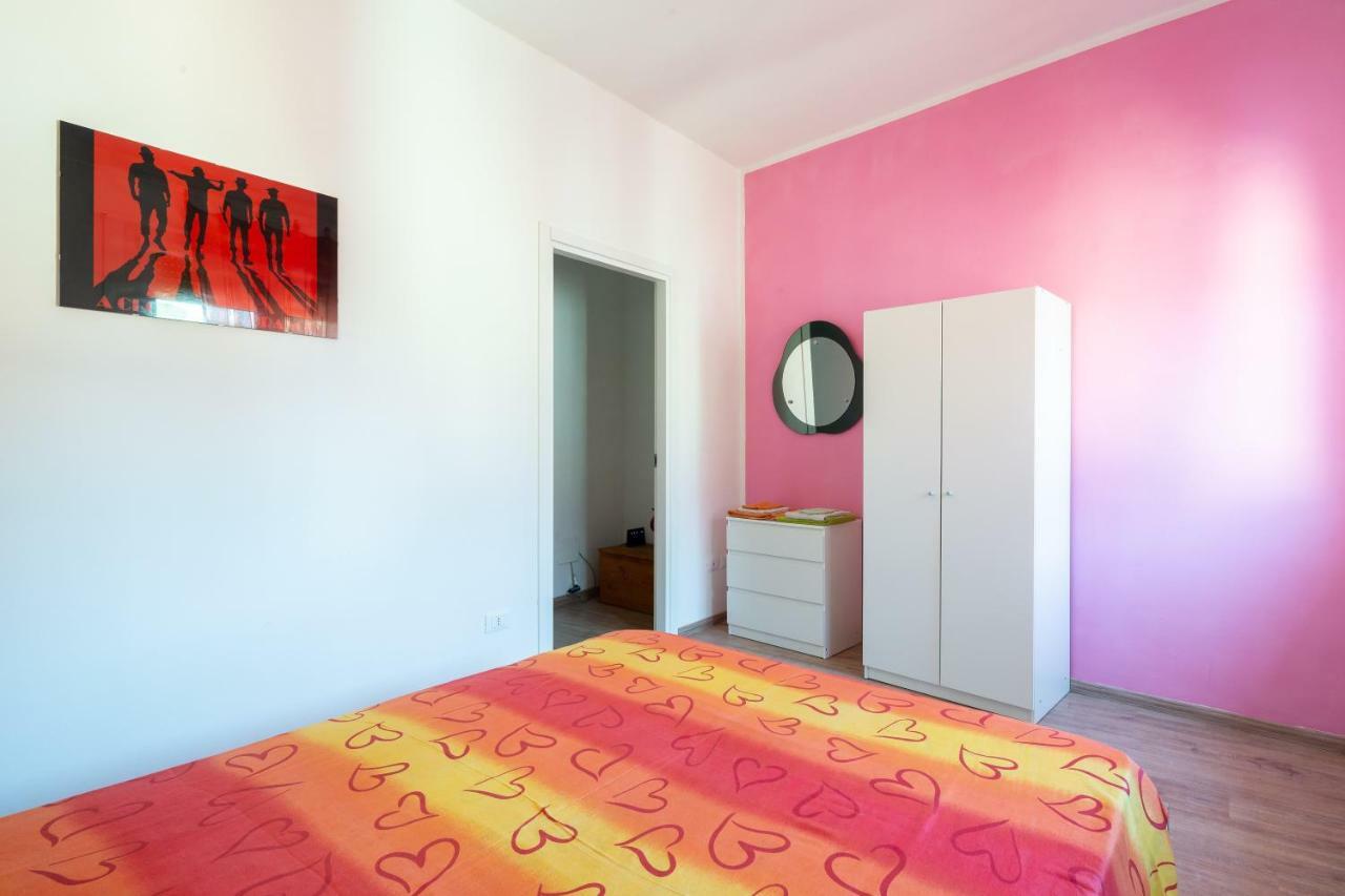 Kubrick By Luce Stellata Apartman Aulla Kültér fotó